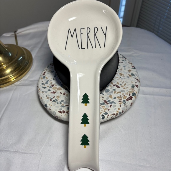 Rae Dunn Merry. Spoon Rest - Picture 1 of 4